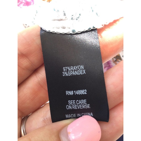 Torrid womens long sleeve blouse top button up floral white tunic sz 2 2x 18 20 - Picture 9 of 11